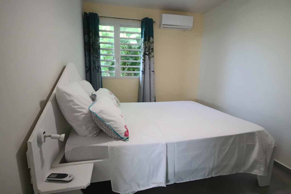 11 Location villa piscine martinique_chambre 1